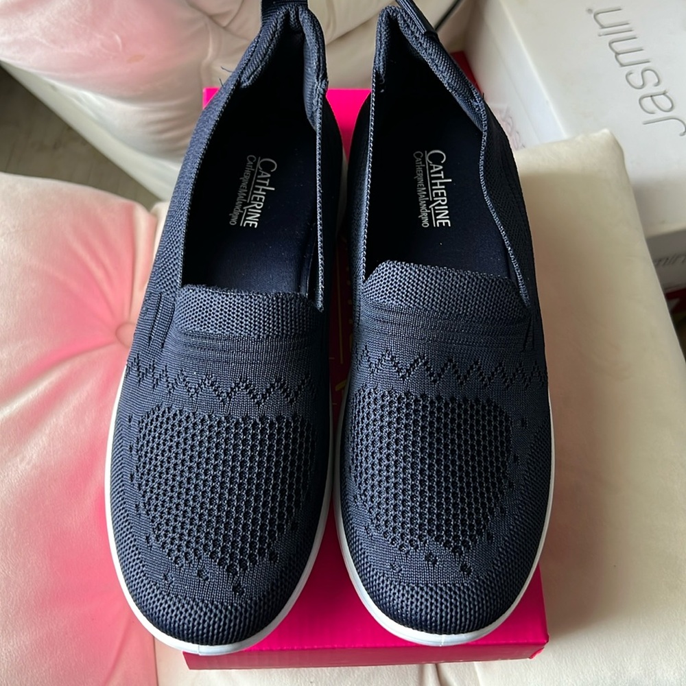 Catherine Malandrino Navy Blue Sneakers shoe Size 10 BRAND NEW in box